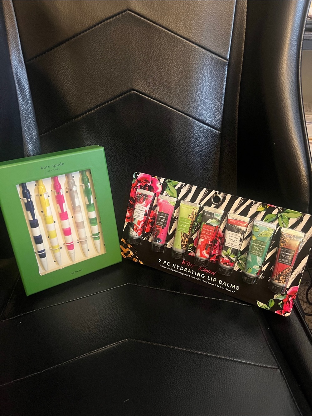 Kate Spade & Friends 7 Piece Bundle - Picture 6 of 10